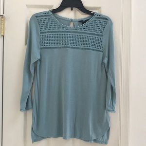 H&M size small blue 3/4 sleeve shirt